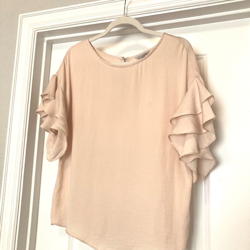 Naked Zebra Champagne Ruffled Short Sleeve Blouse
